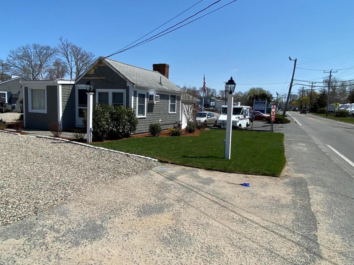Cape Cod Wishing Well Harwich Port Exterior photo